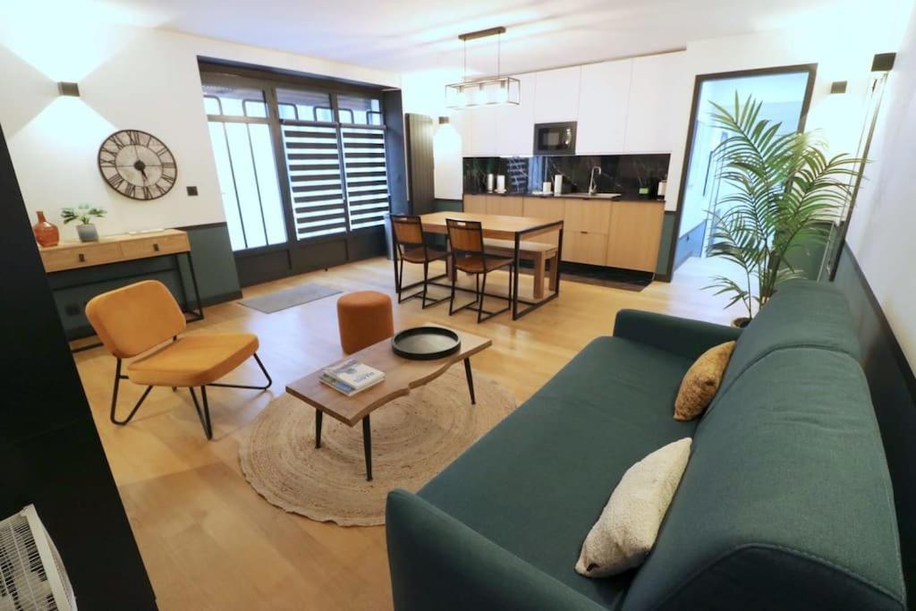 Cocon Neuf - Coeur Du 11E Apartment Paris Exterior photo